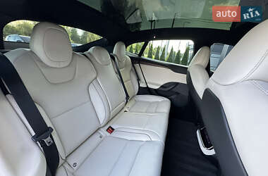 Лифтбек Tesla Model S 2021 в 