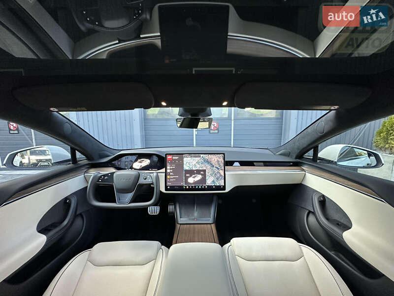 Лифтбек Tesla Model S 2021 в Дрогобыче