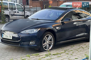 Лифтбек Tesla Model S 2013 в 