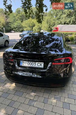 Лифтбек Tesla Model S 2020 в 