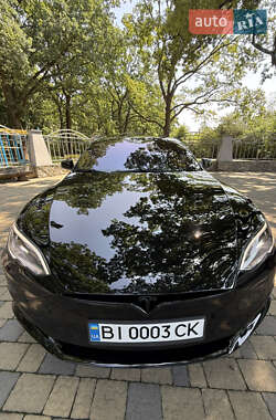 Лифтбек Tesla Model S 2020 в 