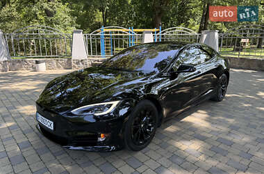Лифтбек Tesla Model S 2020 в 