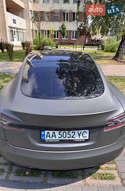 Лифтбек Tesla Model S 2018 в 