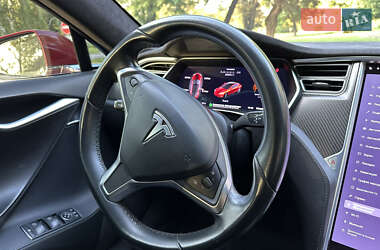 Лифтбек Tesla Model S 2017 в 