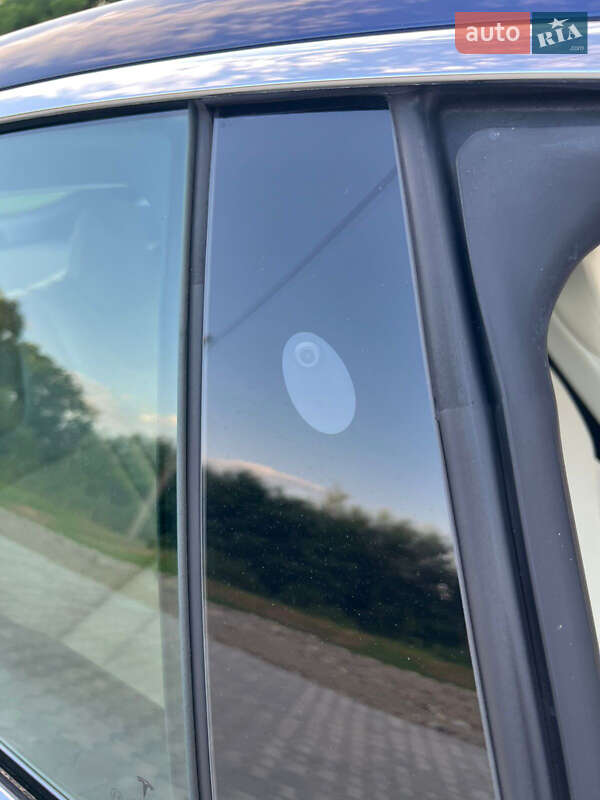 Ліфтбек Tesla Model S 2018 в Чернівцях