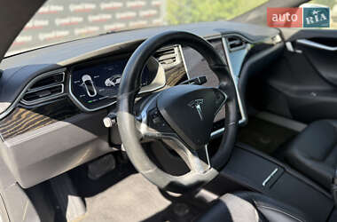 Лифтбек Tesla Model S 2017 в 