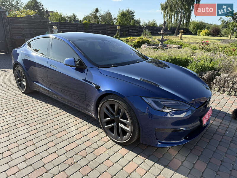 Лифтбек Tesla Model S 2021 в Луцке