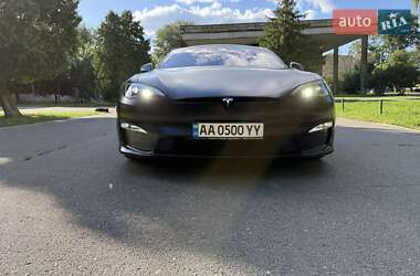 Лифтбек Tesla Model S 2024 в Киеве