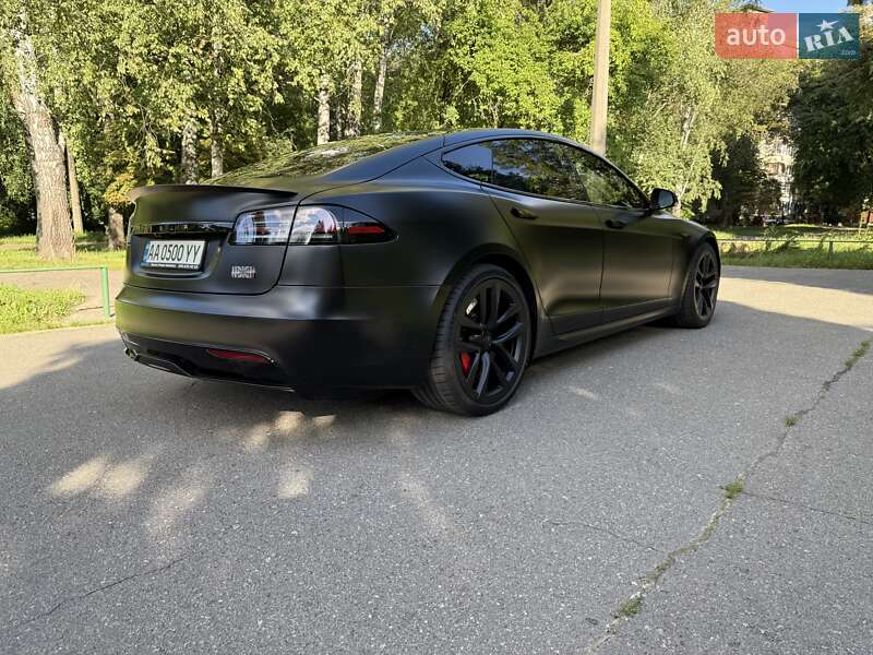 Ліфтбек Tesla Model S 2024 в Києві