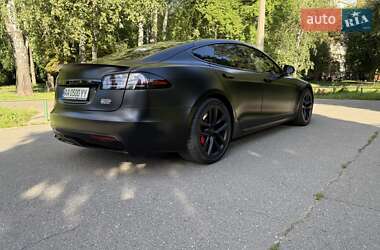 Лифтбек Tesla Model S 2024 в 