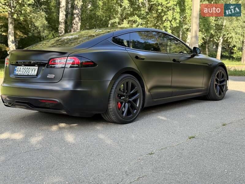 Ліфтбек Tesla Model S 2024 в Києві
