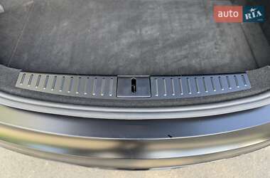 Лифтбек Tesla Model S 2024 в Киеве