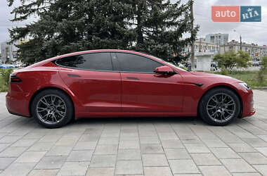 Лифтбек Tesla Model S 2022 в 