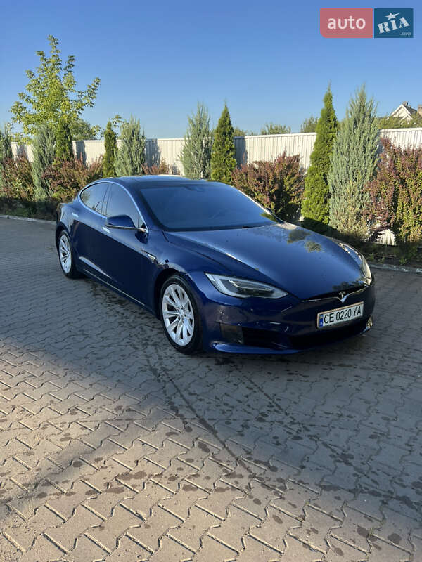 Tesla Model S 2016
