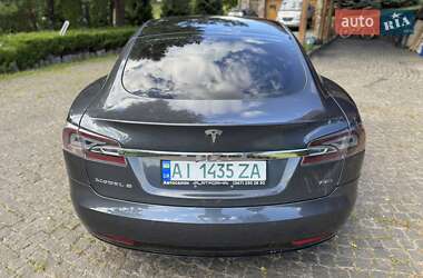Лифтбек Tesla Model S 2017 в 