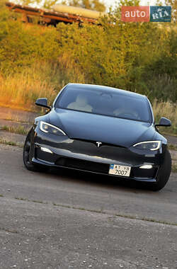 Лифтбек Tesla Model S 2022 в 