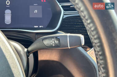 Лифтбек Tesla Model S 2018 в 