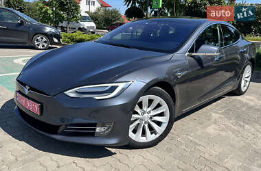 Лифтбек Tesla Model S 2018 в 