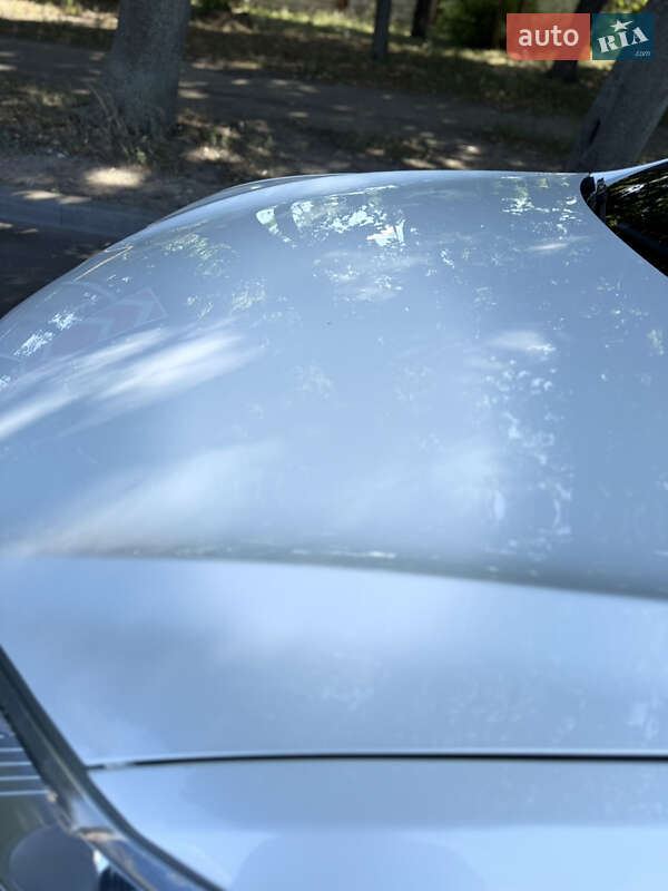 Лифтбек Tesla Model S 2013 в Днепре