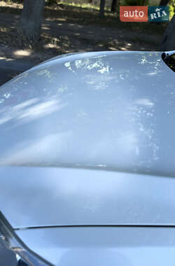 Лифтбек Tesla Model S 2013 в 