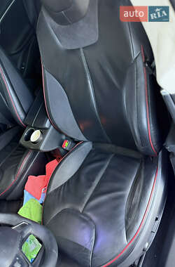 Лифтбек Tesla Model S 2013 в 