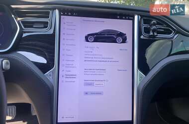 Лифтбек Tesla Model S 2016 в 