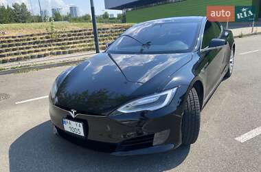 Лифтбек Tesla Model S 2016 в 