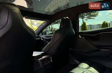 Лифтбек Tesla Model S 2019 в 