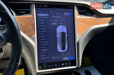 Лифтбек Tesla Model S 2019 в 