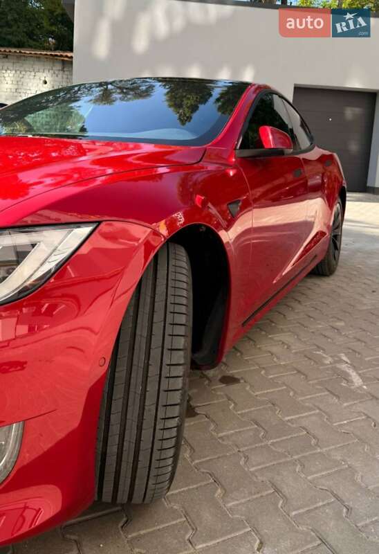 Лифтбек Tesla Model S 2020 в Тернополе
