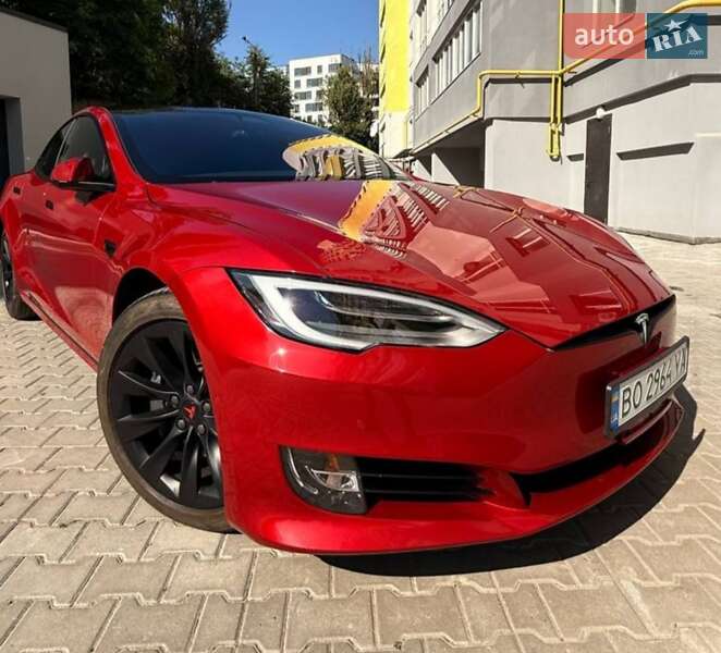 Лифтбек Tesla Model S 2020 в Тернополе