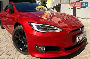 Лифтбек Tesla Model S 2020 в 
