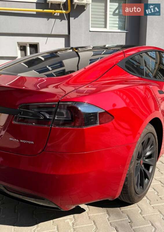 Лифтбек Tesla Model S 2020 в Тернополе