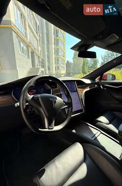 Лифтбек Tesla Model S 2020 в 
