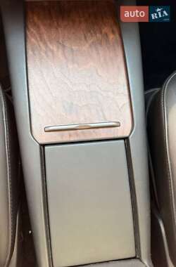 Лифтбек Tesla Model S 2020 в 