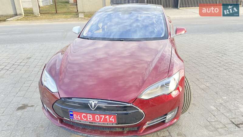 Лифтбек Tesla Model S 2012 в Львове