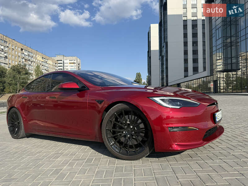 Лифтбек Tesla Model S 2023 в Днепре