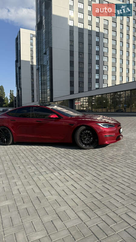 Лифтбек Tesla Model S 2023 в Днепре