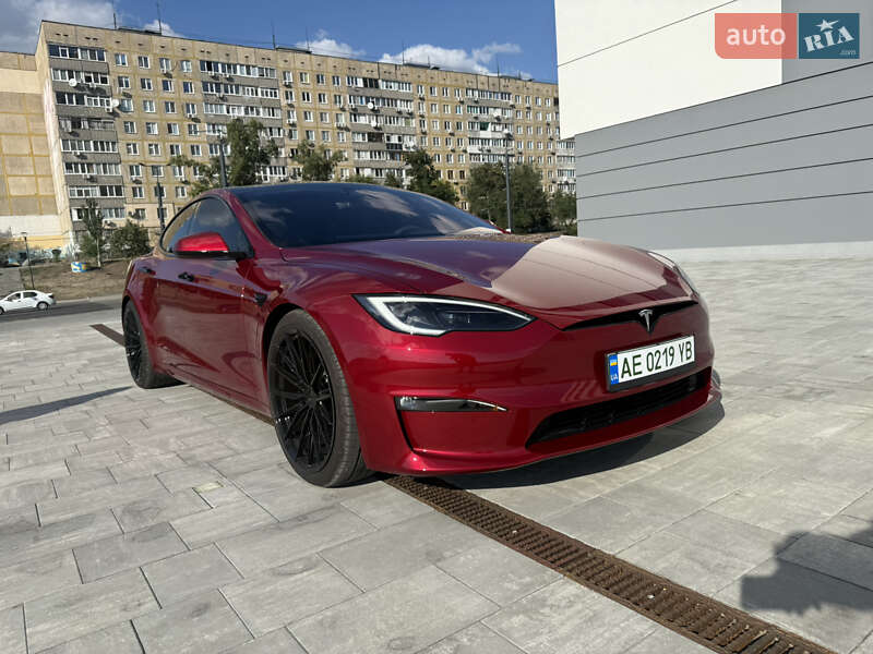 Лифтбек Tesla Model S 2023 в Днепре