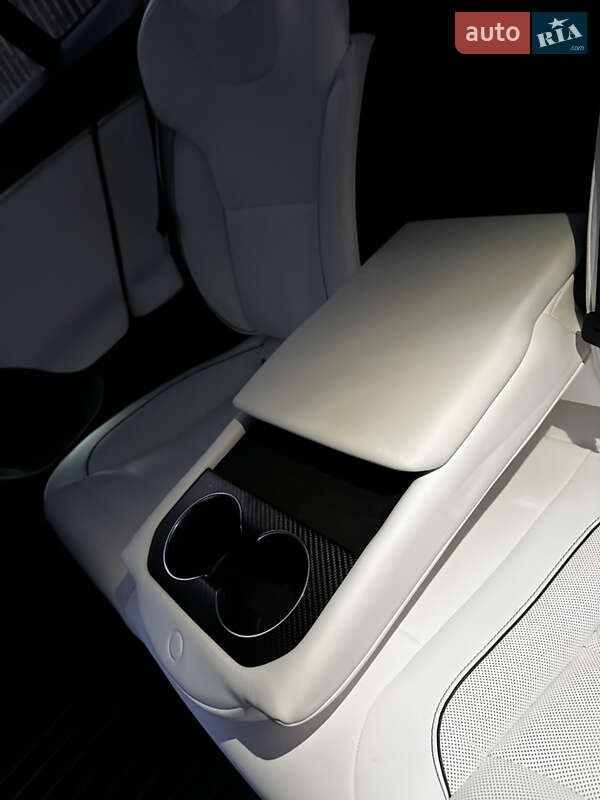 Лифтбек Tesla Model S 2021 в Львове фото 28 Лифтбек Tesla Model S 2021 в Львове