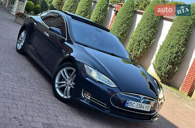 Лифтбек Tesla Model S 2013 в 