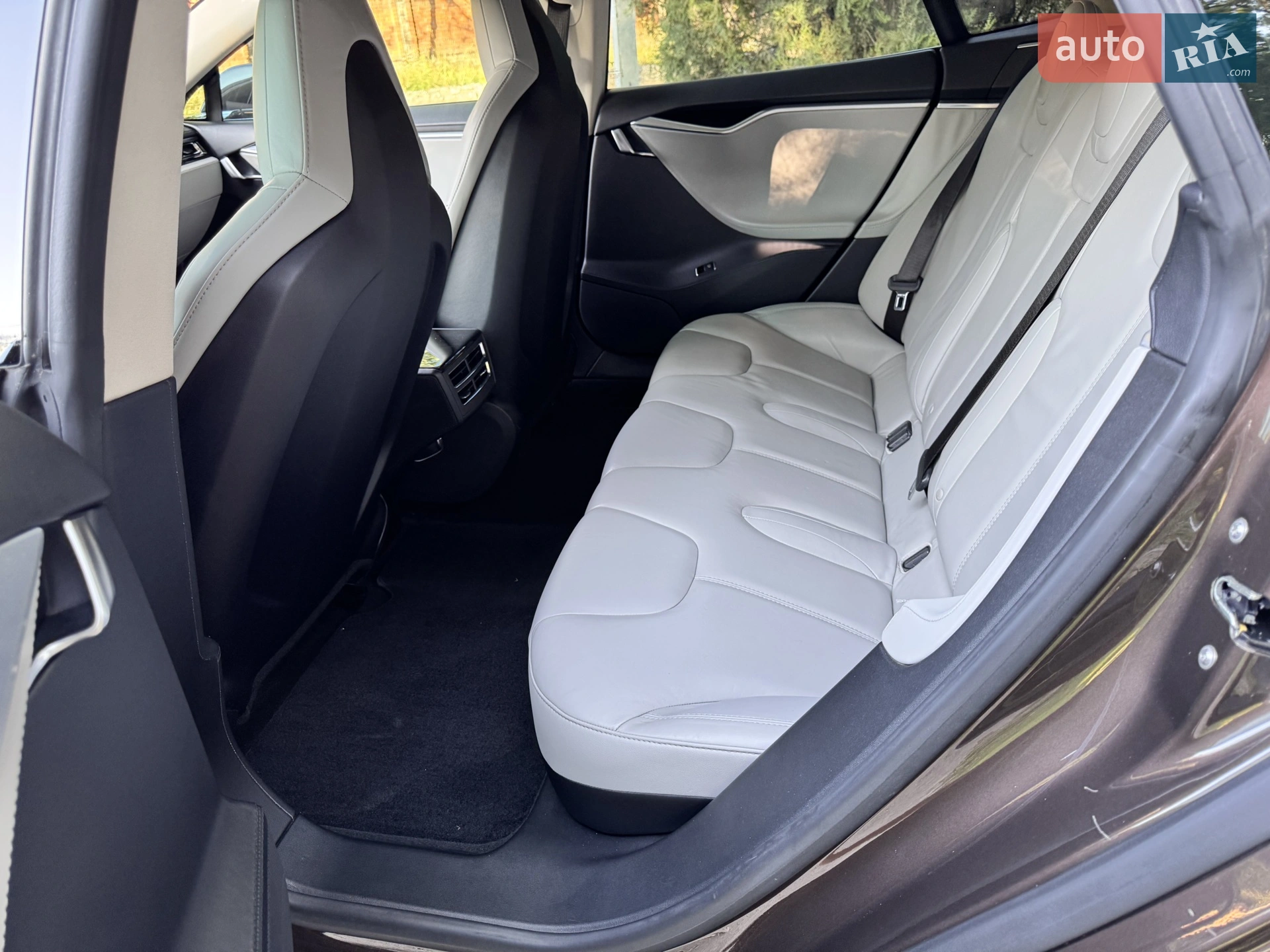 2013 Tesla Model S - мініатюра 8