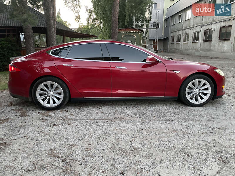 Лифтбек Tesla Model S 2013 в Чернигове фото 4 Лифтбек Tesla Model S 2013 в Чернигове