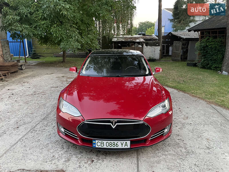 Лифтбек Tesla Model S 2013 в Чернигове фото 10 Лифтбек Tesla Model S 2013 в Чернигове