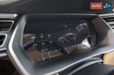 Лифтбек Tesla Model S 2014 в 