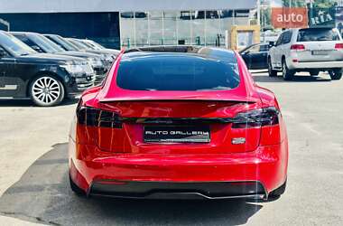 Лифтбек Tesla Model S 2021 в 