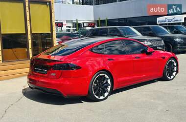 Лифтбек Tesla Model S 2021 в 