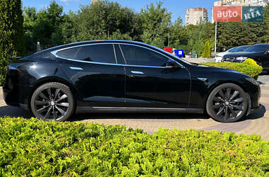 Лифтбек Tesla Model S 2013 в 