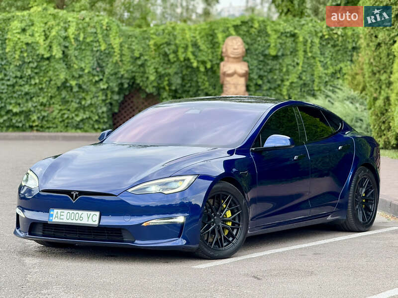 Лифтбек Tesla Model S 2022 в Днепре