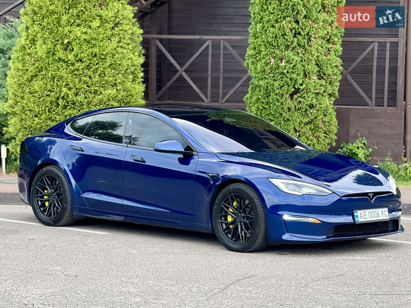 Лифтбек Tesla Model S 2022 в Днепре